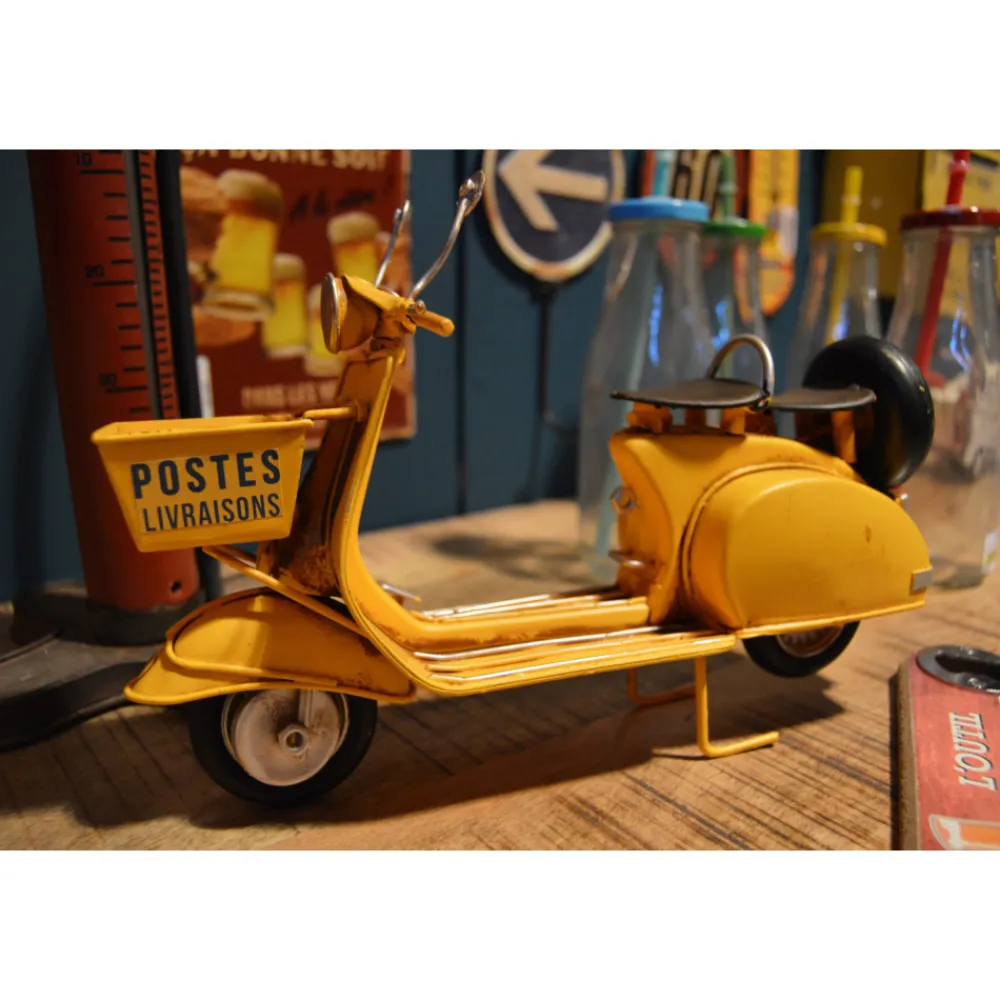 Antic Line Créations Objets De Décoration | ANTIC LINE CRÉATIONS - Scooter décoratif en métal livraisons