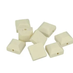 Artemio Bijoux Et Perles | - 8 perles en bois cabochon carré 10 x 4 mm