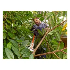 Black & Decker Taille-Haies, Tronçonneuses Et Élagueuses | - S.o.f. Taille-haie 500w 55cm 22mm behts401-qs black+decker.