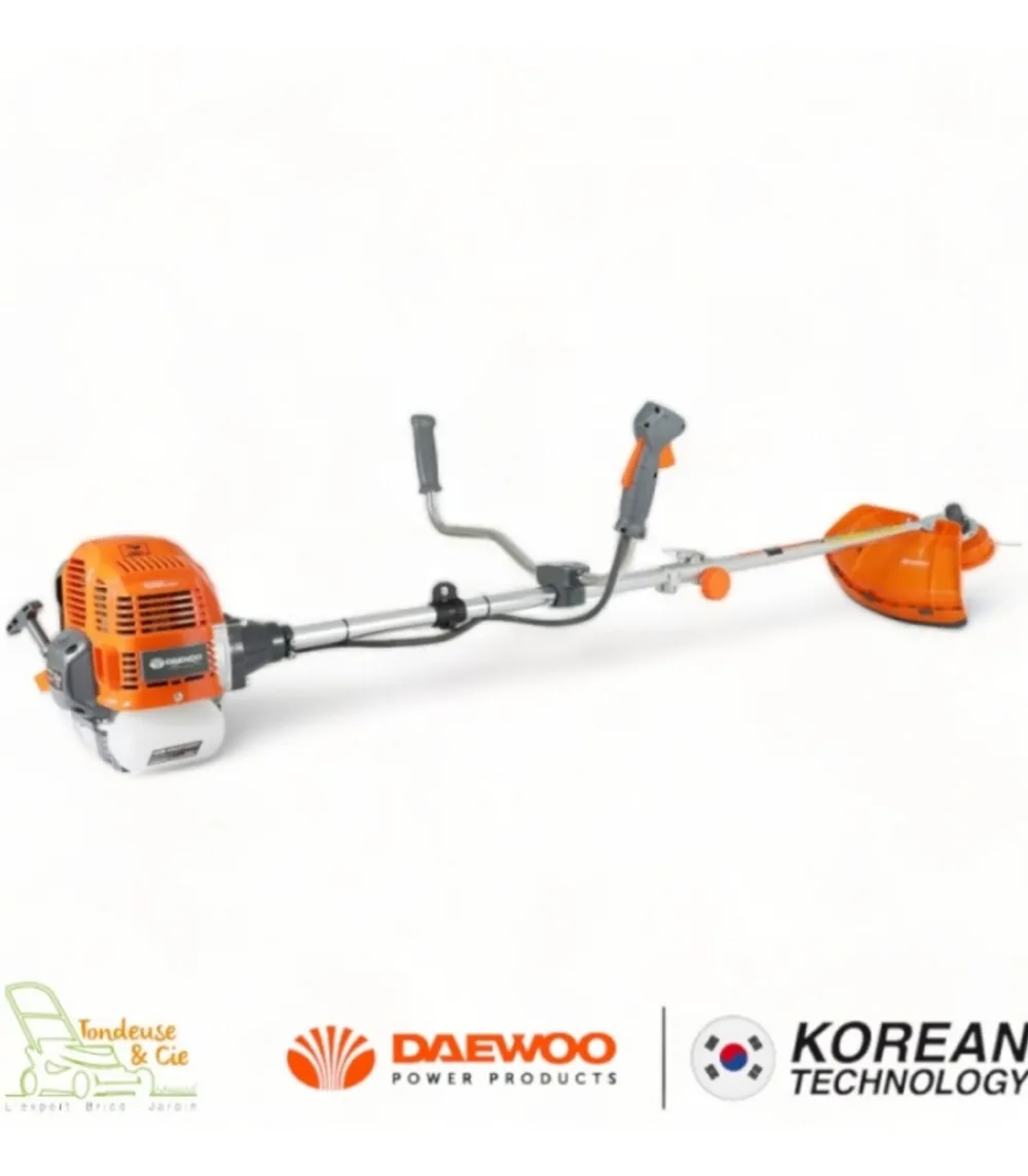 Daewoo - Débroussailleuse thermique 2 temps 51,7 cm3 coupe 45cm lame 3 dents harnais dbc520