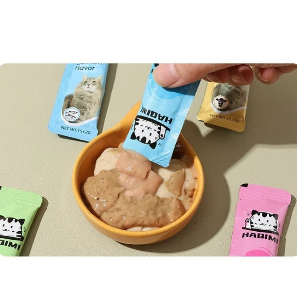 Downypaws - Friandises pour chats, saveur de saumon 20 paquets*14g, riches en oméga 3 et 6, avec taurine et vitamine e Hot