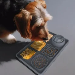 Downypaws - Tapis de léchage multifonctionnel et d'alimentation lente avec ventouse pour chiens Sale