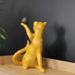 Drimmer Objets De Décoration | - Statuette en céramique chat avec balle shadow