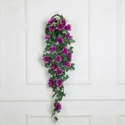 Dtopbuyage - Vinée de roses artificielles avec panier de bambou pour décoration violet Outlet