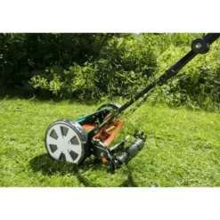 Gardena Tondeuses | - Tondeuse a gazon hélicoidale 330 classic - - coupe sans friction - guidon ergonomique - surface tonte max 150m²