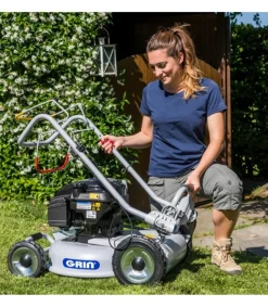 Grin Tondeuses | - Tondeuse thermique tractée, moteur 163cm3 briggs stratton, mulching avancé, 1200m2 - hm46a