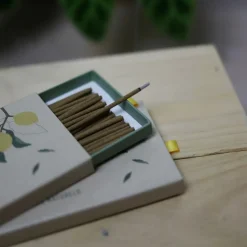 La Bougie Herbivore Bougies, Senteurs Et Bien-Être | - Éveil des Sens – Encens Naturel 40 Bâtonnets Made in France