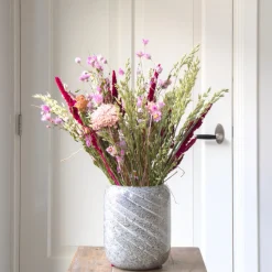 Plant In A Box - Fleurs séchées - bouquet 'trendy lucky love' Clearance