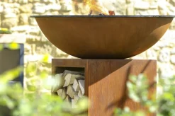 Quoco - Brasero piatto medium corten ø84 + grille + spatule + housse Hot
