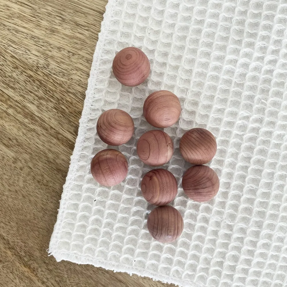 Redecker Entretien De La Maison | - Lot de 10 billes de cèdre rouge - antimite naturel