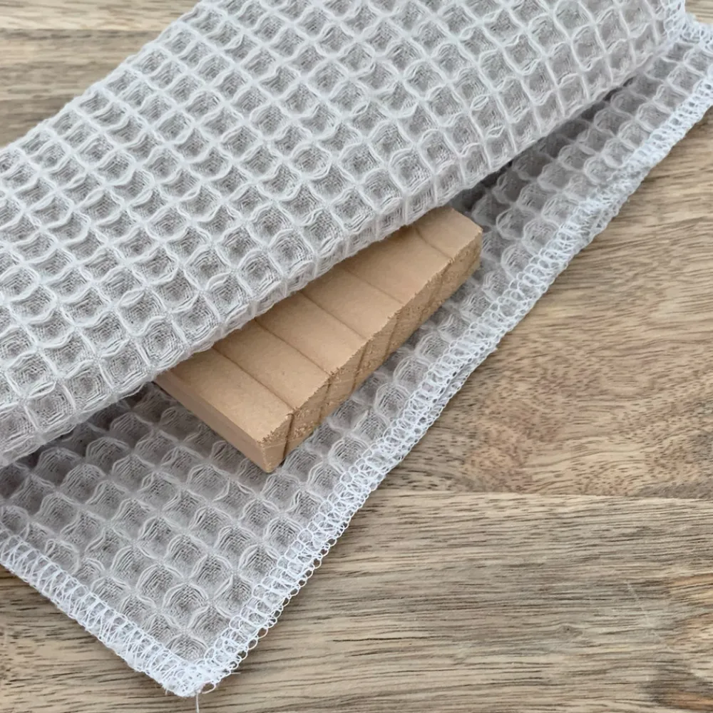 Redecker Entretien De La Maison | - Sachet de 4 plaquettes en bois de cèdre anti-mites pour le linge