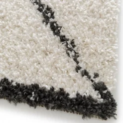 Unamourdetapis - Tapis shaggy 80x150 rectangle tissé noir et crème motif berbère croma 12 Online